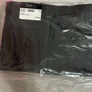 Awearness Kenneth Cole Dress Pants
Size 36